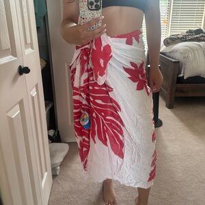 Makai Beach Floral Sarong from Hawaii - red & white - multiple ways to wear NWT